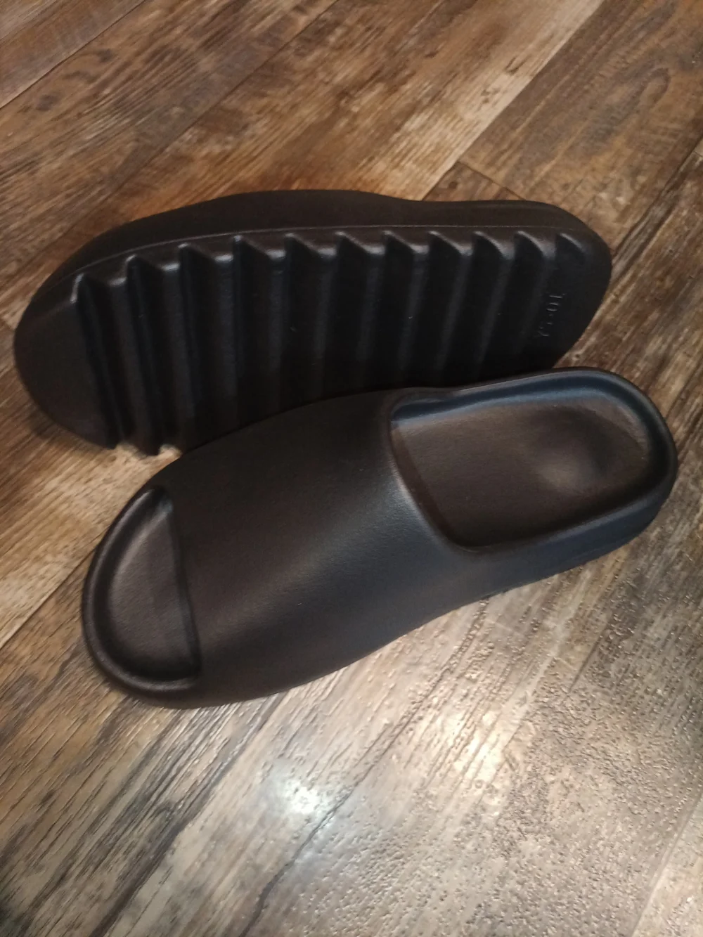 Yeezy YS-01 Black Colorway Slides